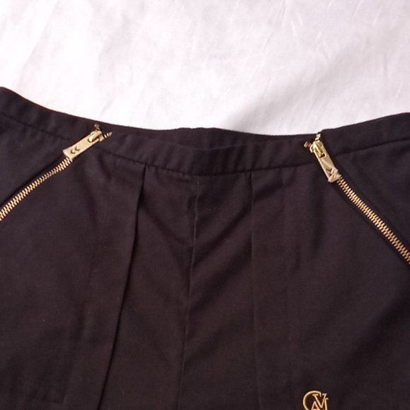 Cavi Hi Waist Shorts - Picture 4 of 6
